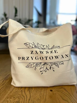 torba dla mamy modna i elegancka minimalistyczny design modny napis duża torba kolor beżowy